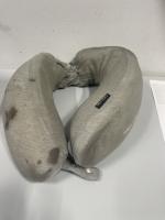 gray neckrest